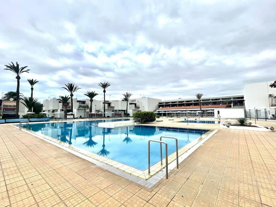 Apartamento Con Piscina Sur De Tenerife Costa Del Silencio Exterior photo